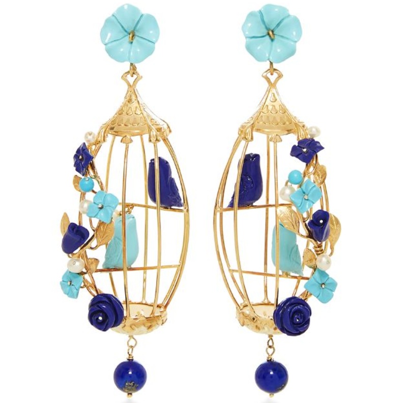 عقد من أنابيلا تشان Anabela Chan