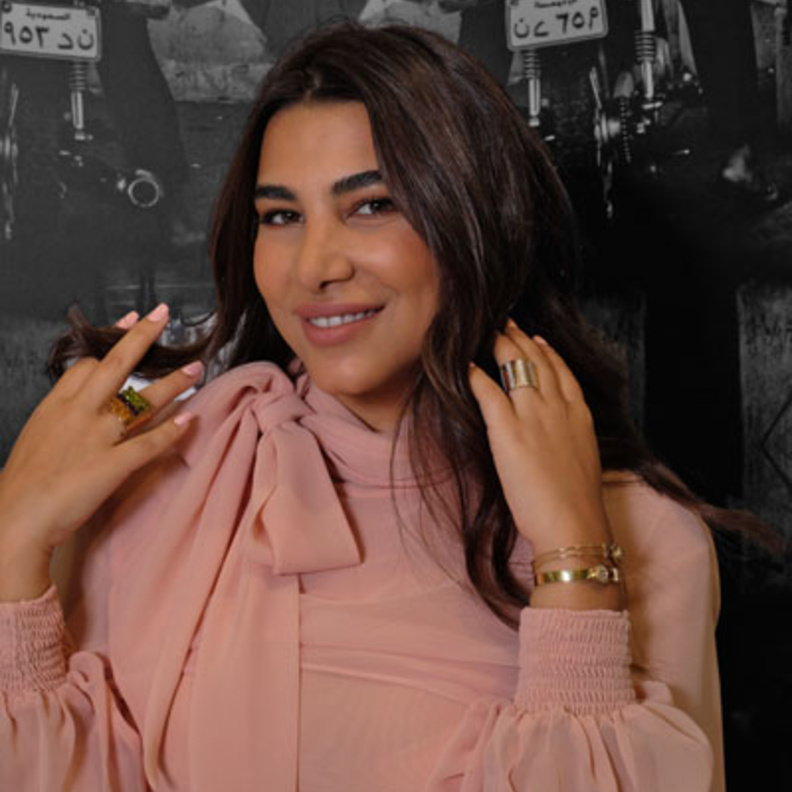 المصممة روان الفاسي تستخدم أفخم الأحجار