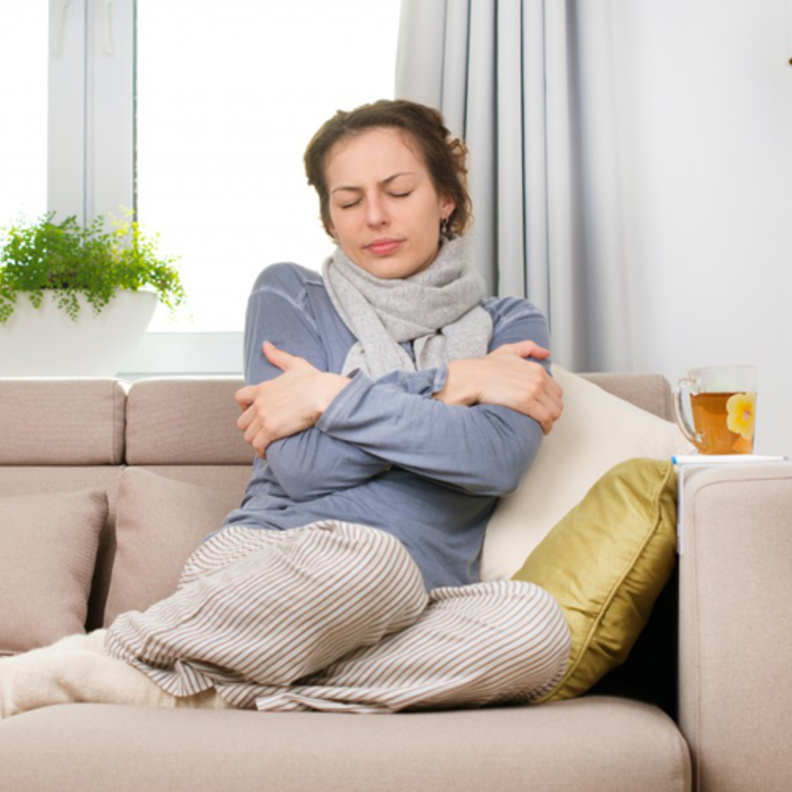 شرب السوائل يساهم في السيطرة على أمراض الشتاء.