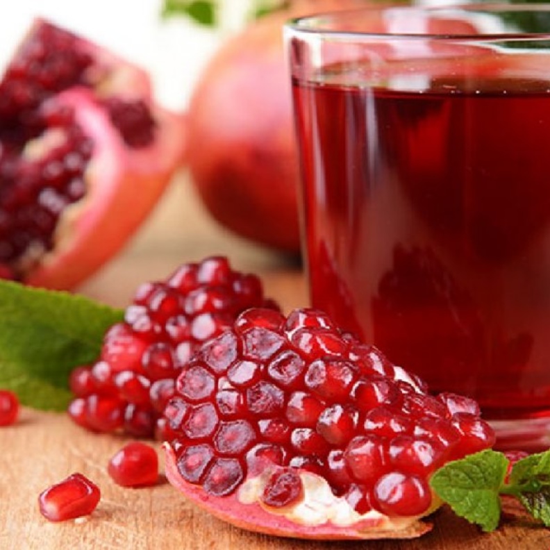 يمنع تقديم بذور الرمان الصحيحة للاطفال