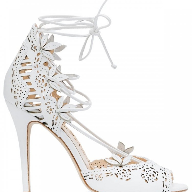 حذاء من badgley mischka