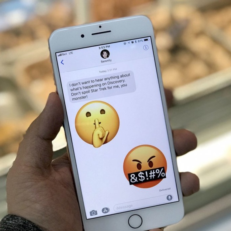 أبل تضيف 70 رمزا تعبيريا إلى إصدار iOS الجديد.