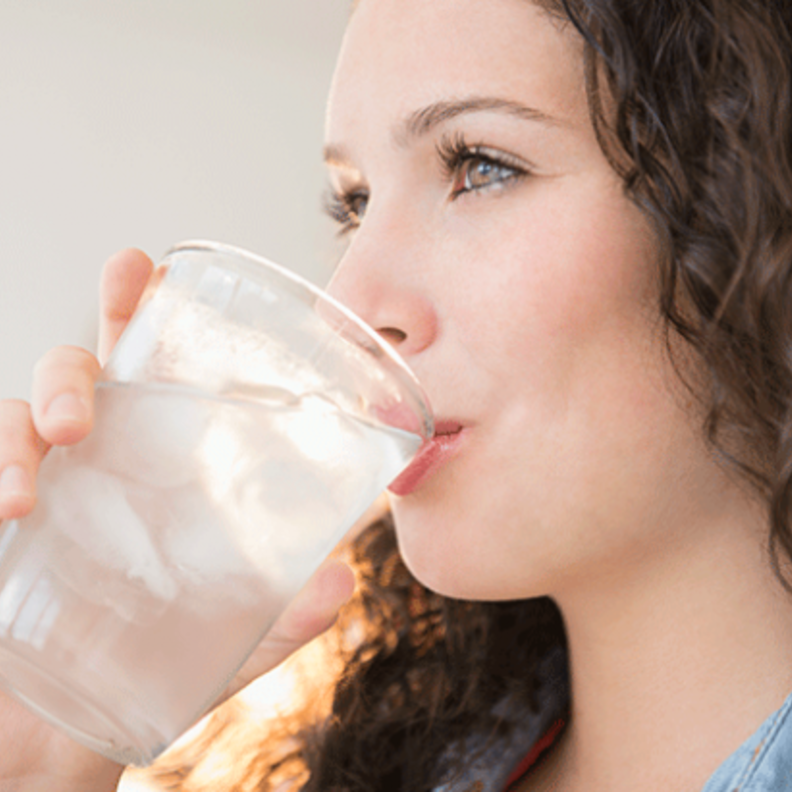 اهمية الماء في حماية المرأة من التهاب المسالك البولية