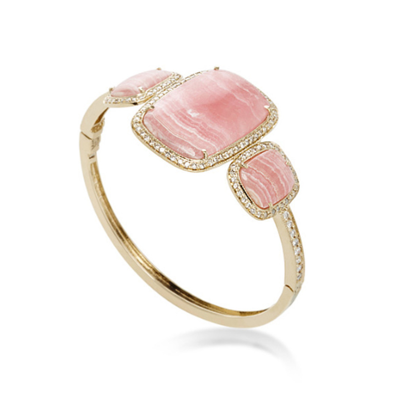 عقد من سوزان فوستر Susan Foster.