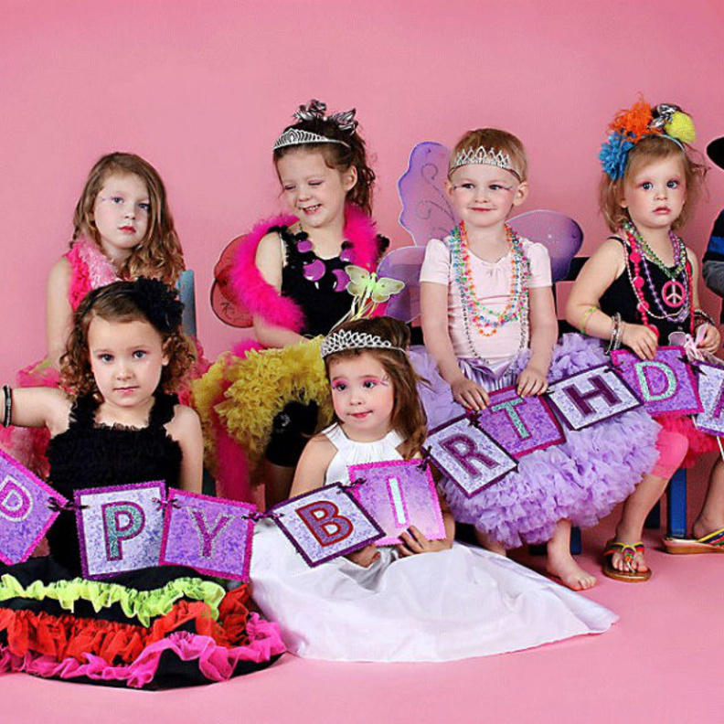 حفلة عيد ميلاد بافكار المناطيد.