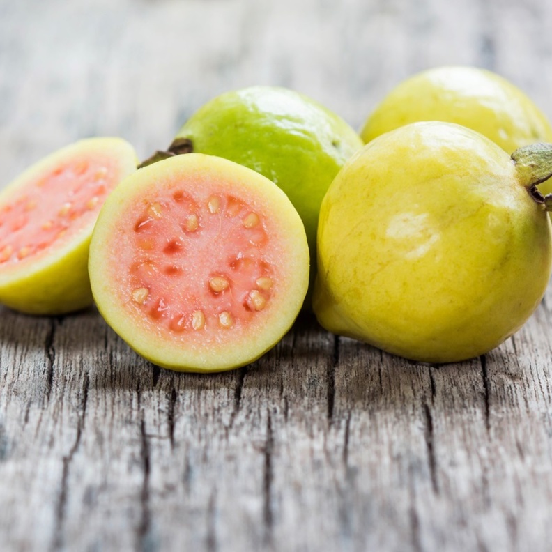 فوائد الجوافة للقولون والمعدة