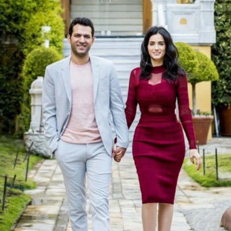 خطوبة مراد يلدريم وايمان الباني