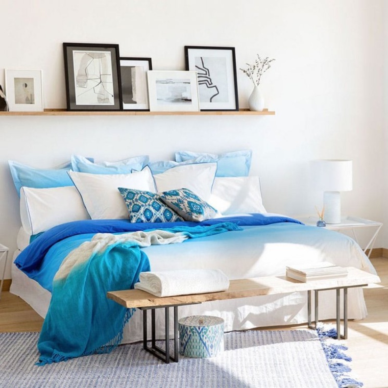 غرفة نوم مودرن صغيرة