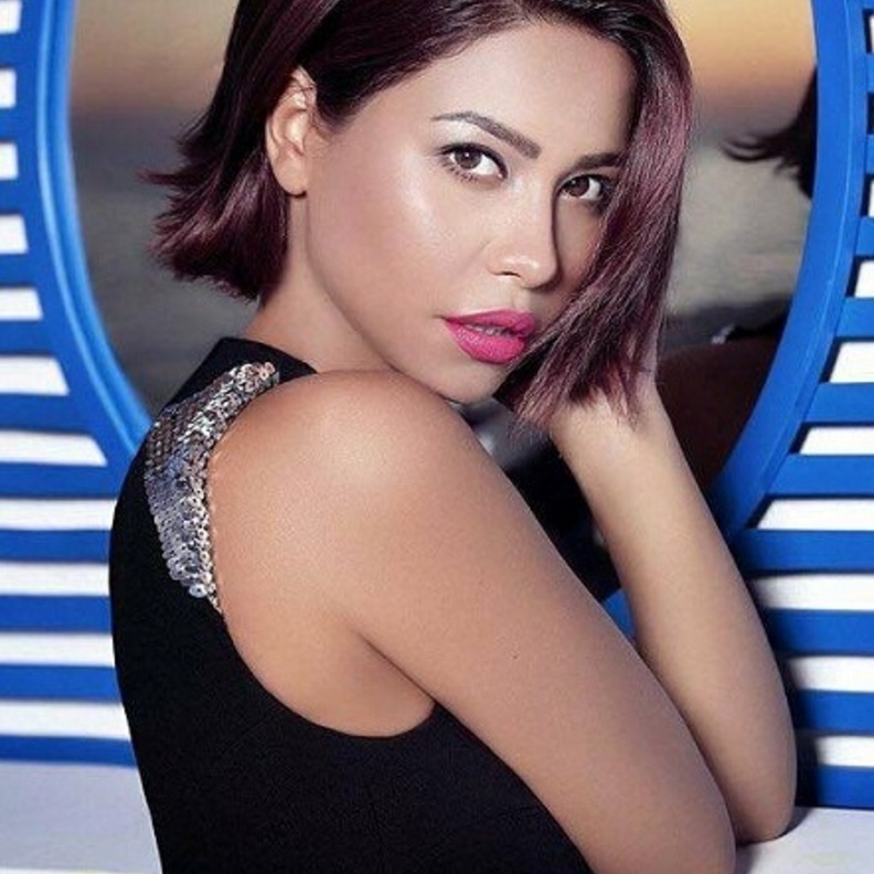 نجوم اضطروا الى تقديم الاعتذارات هذا الاسبوع