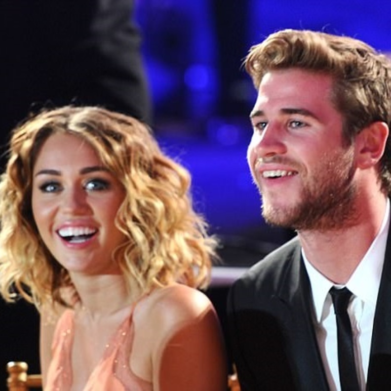 مايلي يايرس وليام هيمسورث