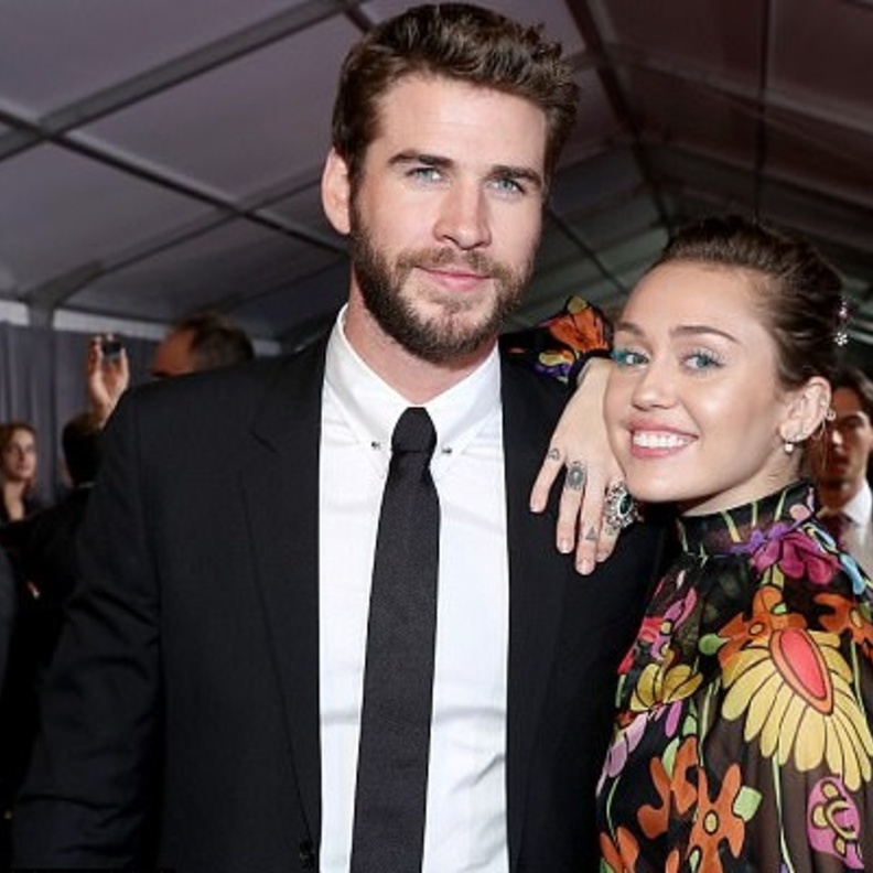 مايلي سايرس وليام هيمسورث