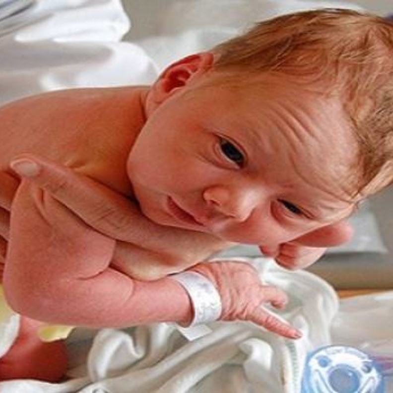 اعراض الولادة المبكرة في الشهر السابع