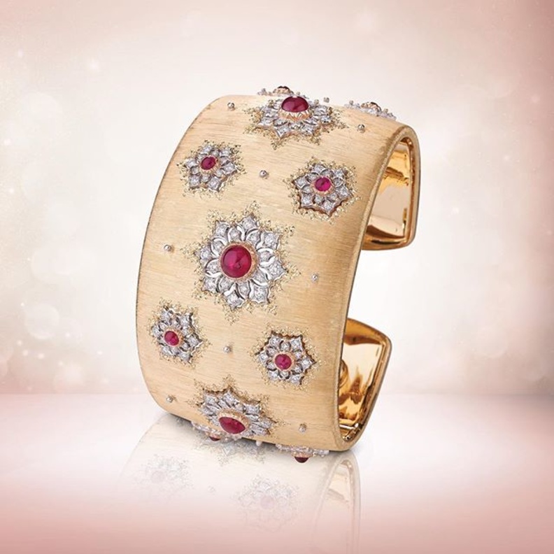 عقد من بولغاريBulgari