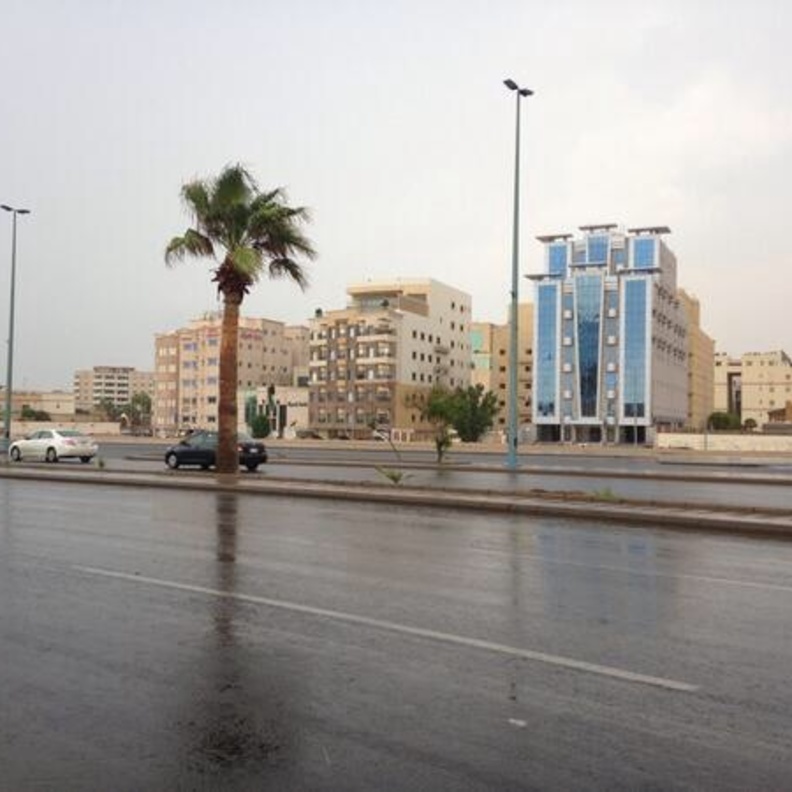 جانب من الأمطار التي هطلت اليوم على مدينة جدة