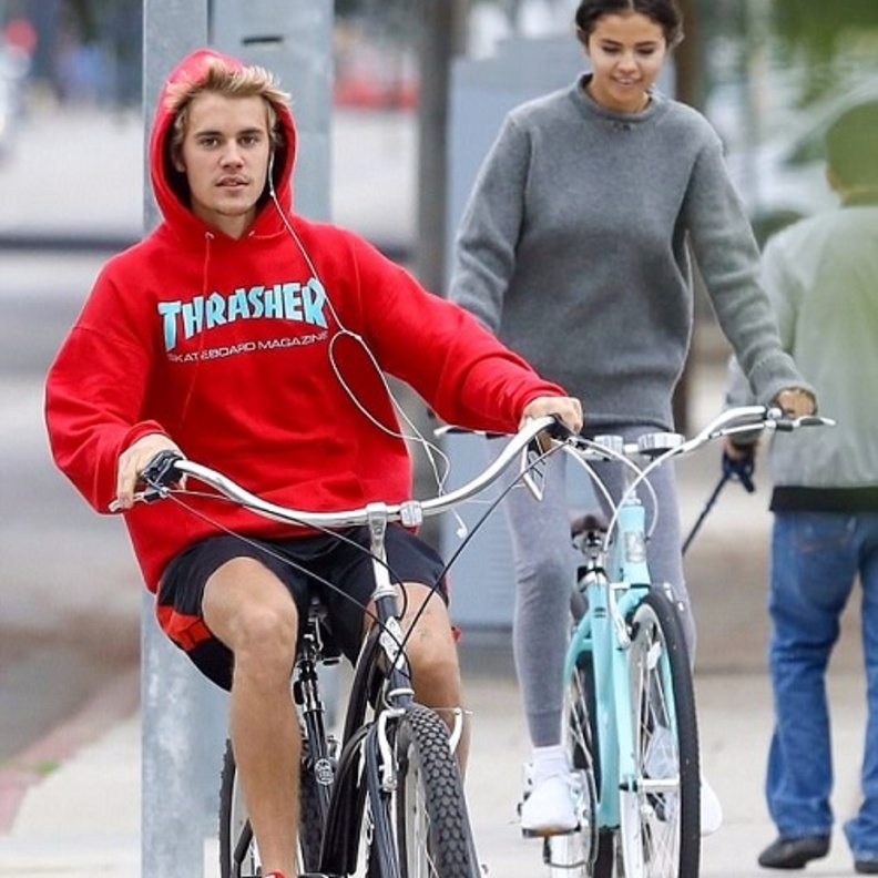 جاستن بيبر وسيلينا جوميز