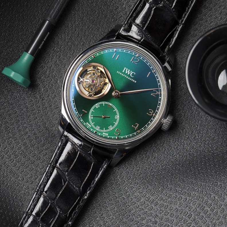 ساعة IWC Schaffhausen