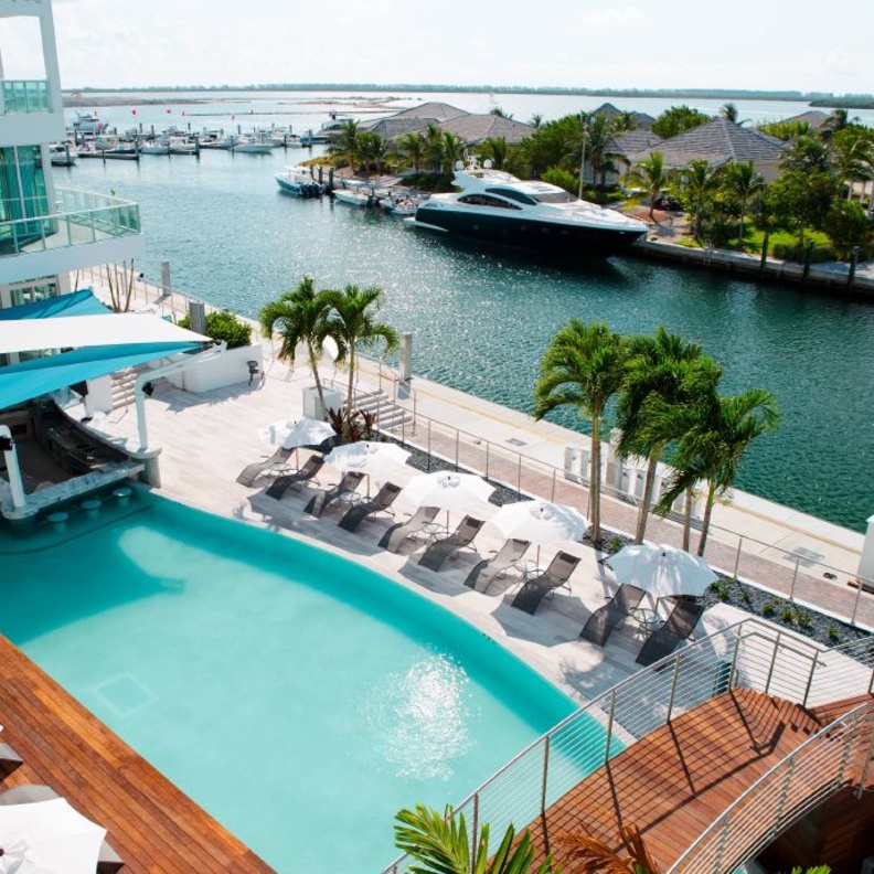 منتجع Carillon Miami Wellness – حوض السباحة Carillon Miami Wellness Resort - Pool