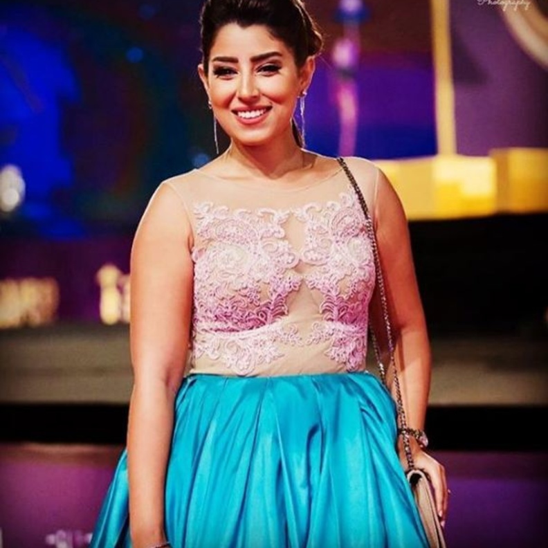 آيتن عامر بوزن زائد 2017