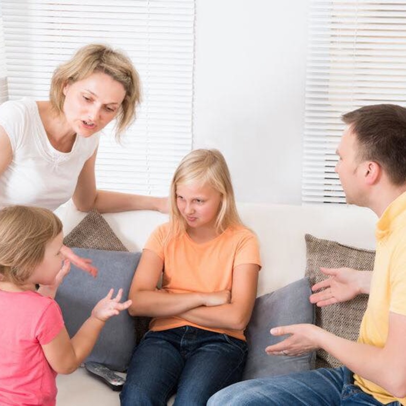 مخاطر التمييز بين الابناء