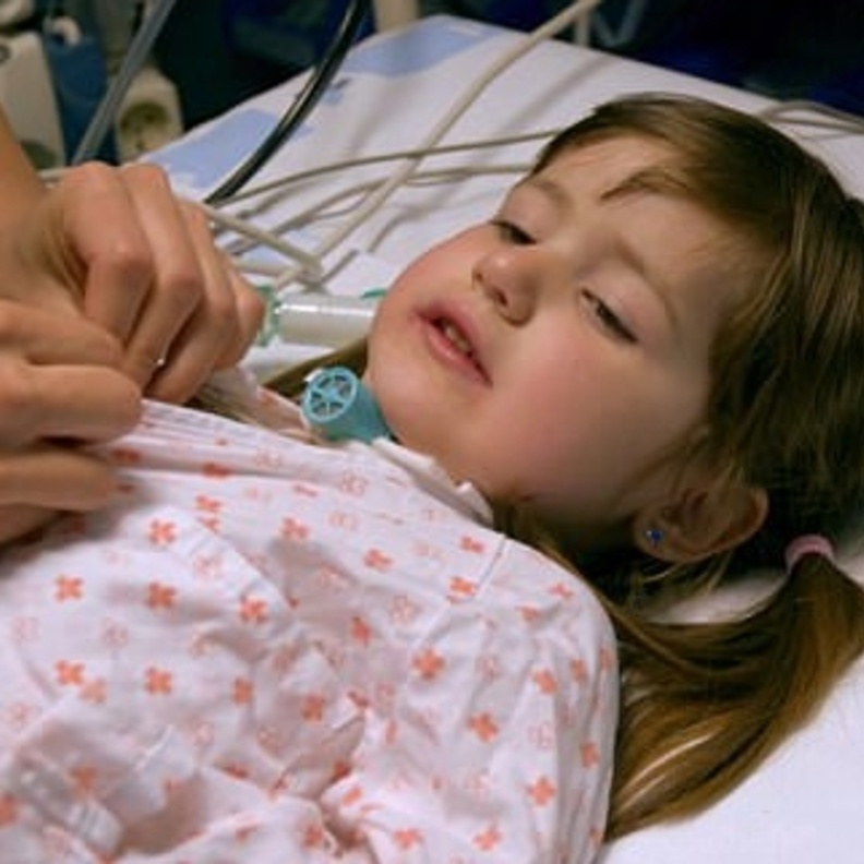 والدا الطفلة بولا تيكشيرا لا يعرفان طعم النوم