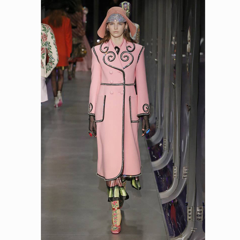 قميص اسود من Elie Saab