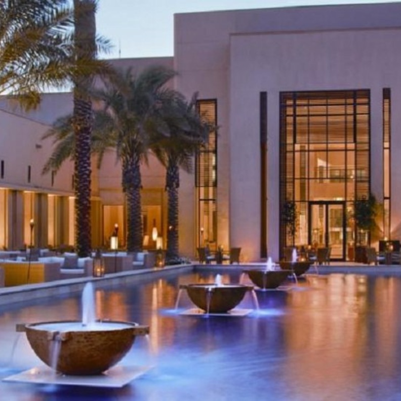 قاعة فندق هيلتون