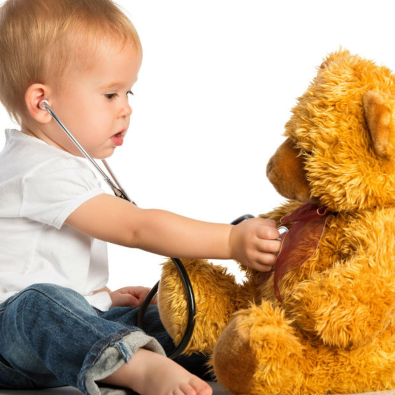 يمكن ملاحظةأعراض القلب الخلقية بعد فترة من حياة الطفل