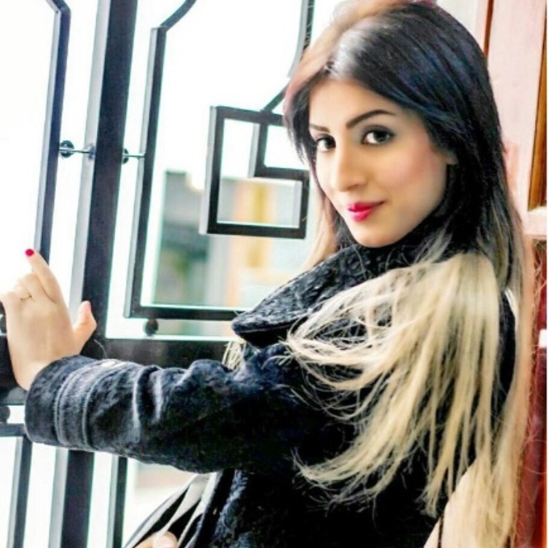 خطوبة سهيلة بن لشهب