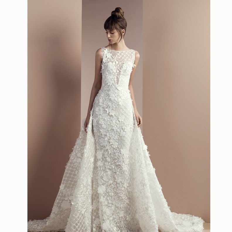 فساتين زفاف طوني ورد للعام 2018 تحاكي انوثة المرأة