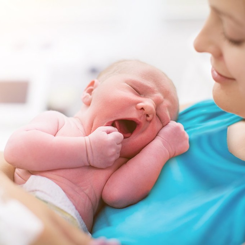 علاج انتفاخ البطن بعد الولادة القيصرية