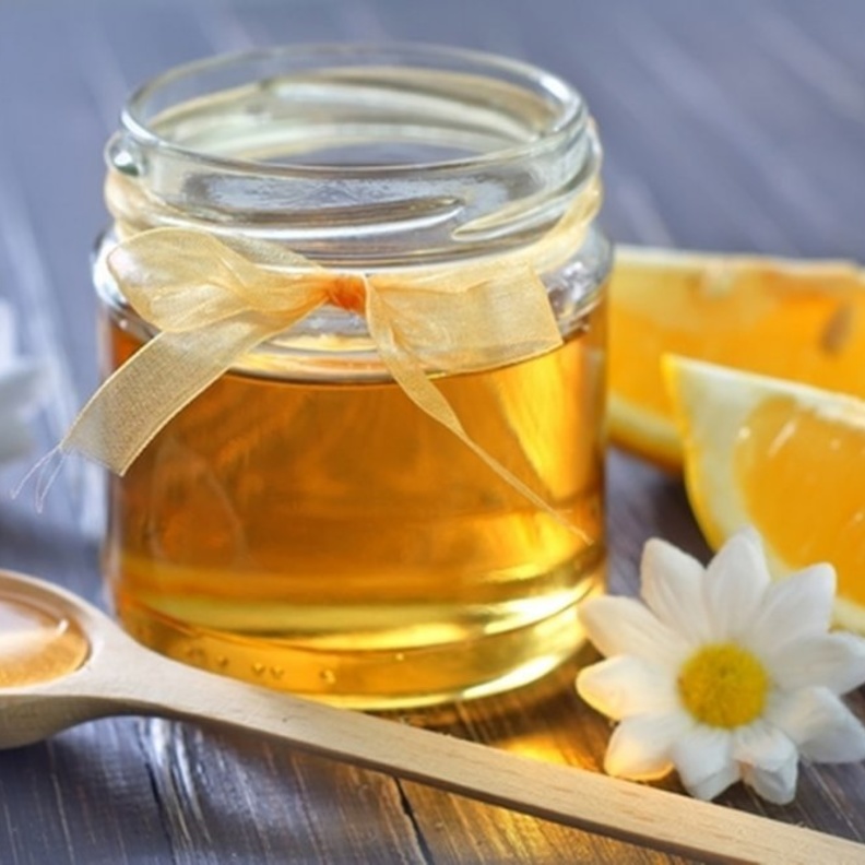 العسل مع الليمون يعالج الزكام