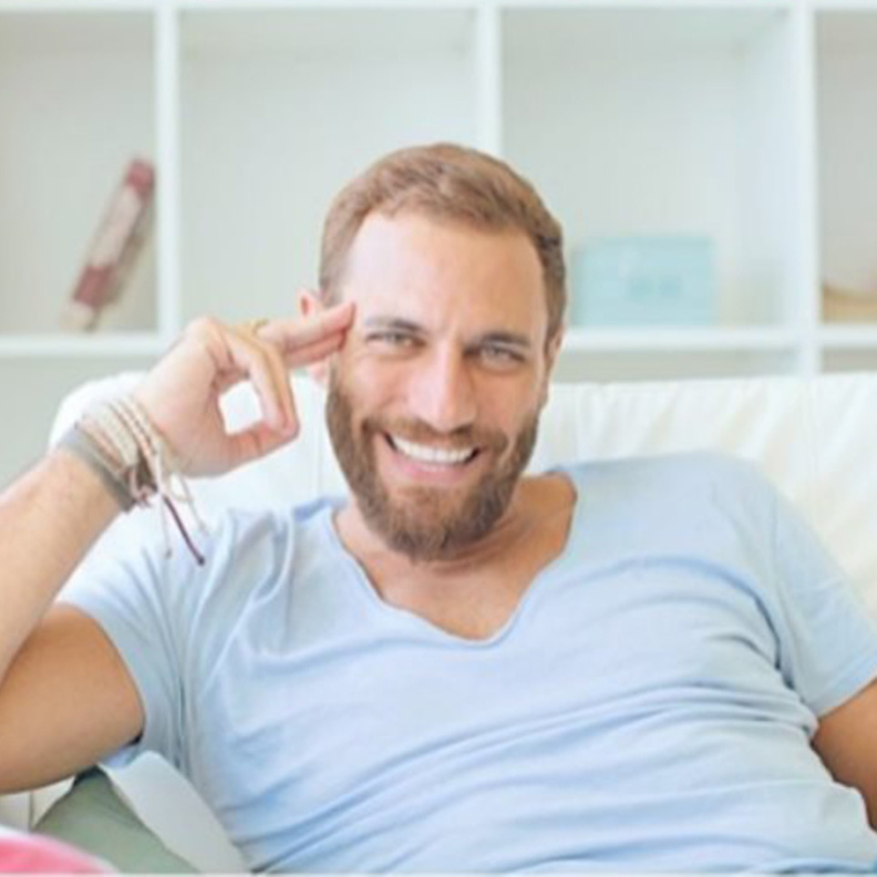 نيقولا معوض