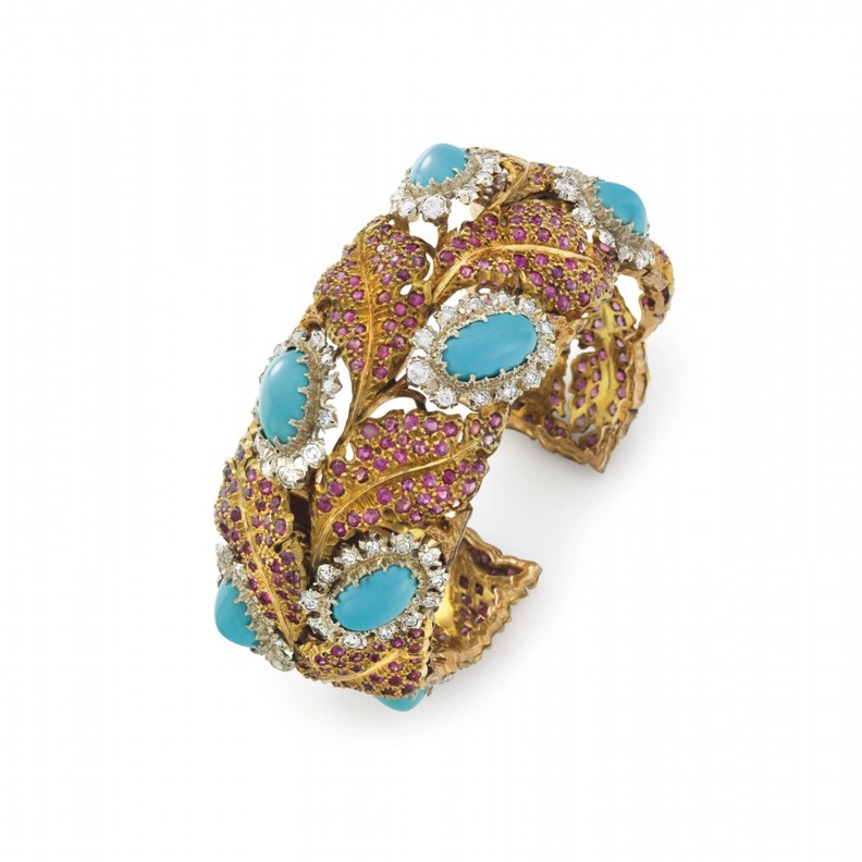 طقم الماس واللؤلؤ من فان كليف أند أربلز