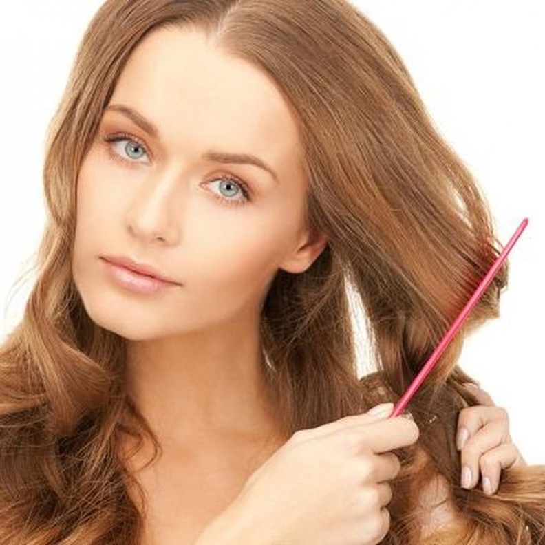 الشعر الجاف يقتل الكثير من مظهر جمالك