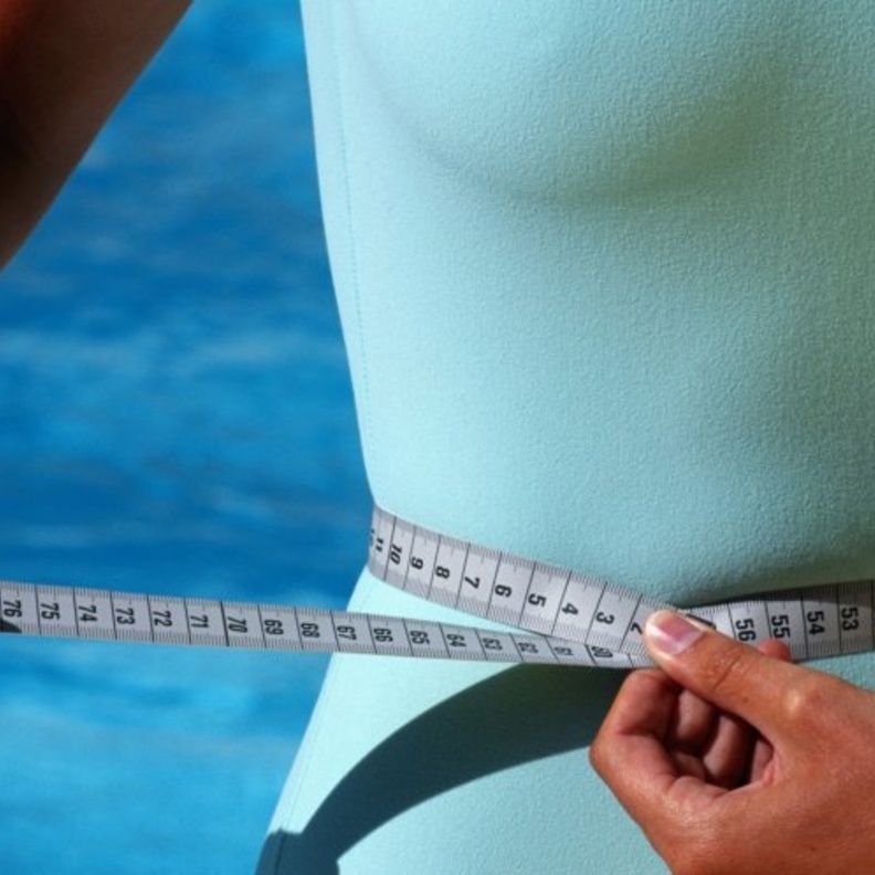 خصر نحيف و منحوت مع أفضل التمارين الرياضية