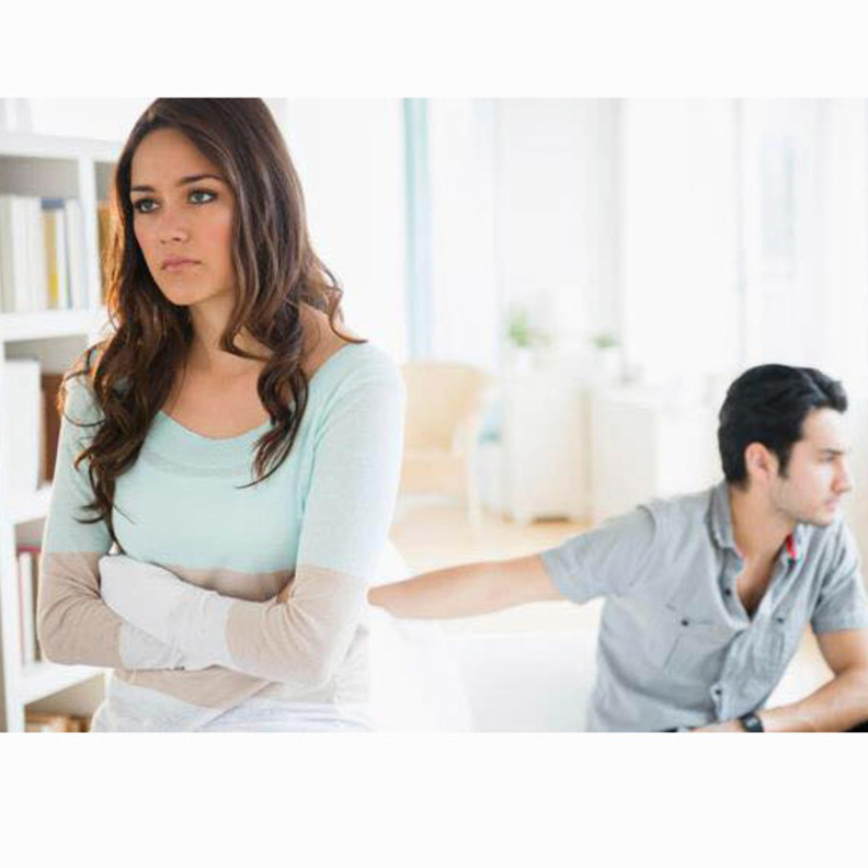 حل مشكلة الملل بين المخطوبين