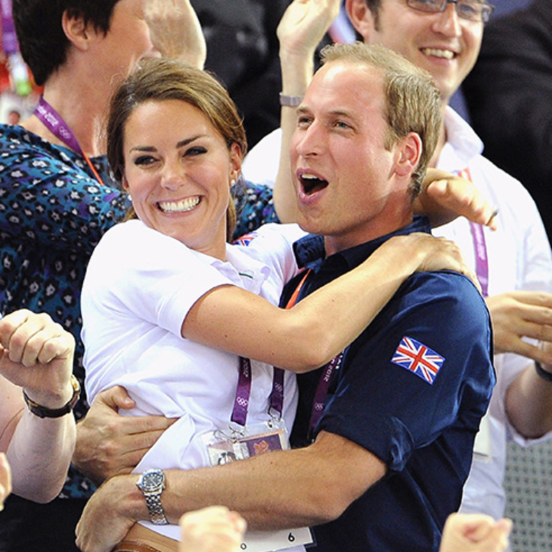 الملكة إليزابيث الثانية خالفت البرتوكول الملكي في كوالالمبور