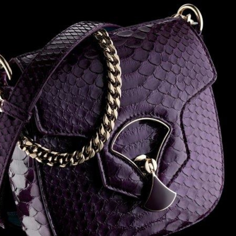 مجموعة Bvlgari لربيع وصيف 2018 نابضة بالحب الحضري