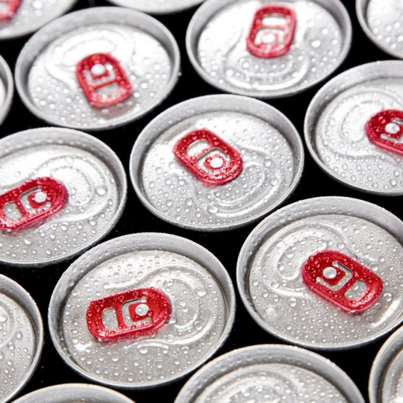 أضرار كبيرة لمشروبات الطاقة على الصحة 