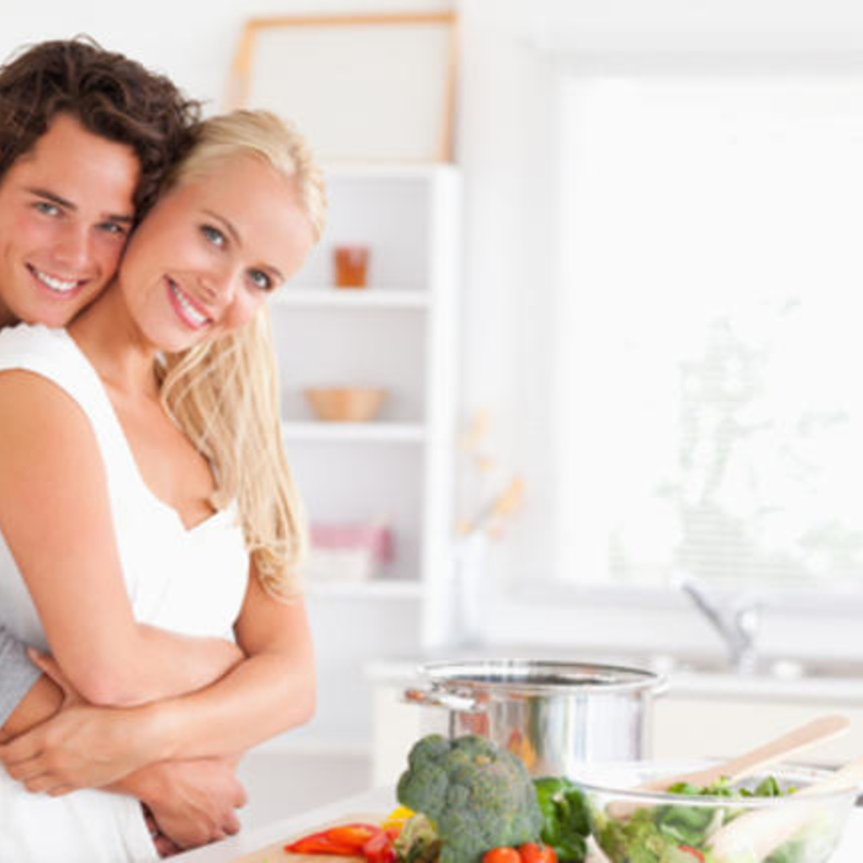 كيف تحولين زوجك الى رجل متعاون 