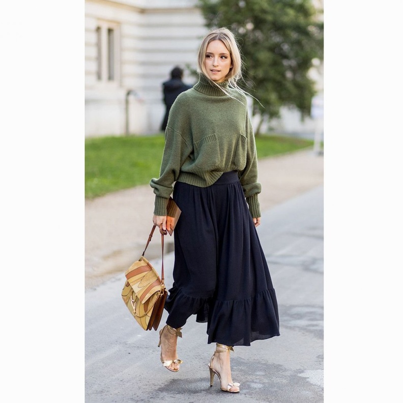 اللون الزيتي موضة شتاء 2018 وهذه أجمل الطرق لاعتماده