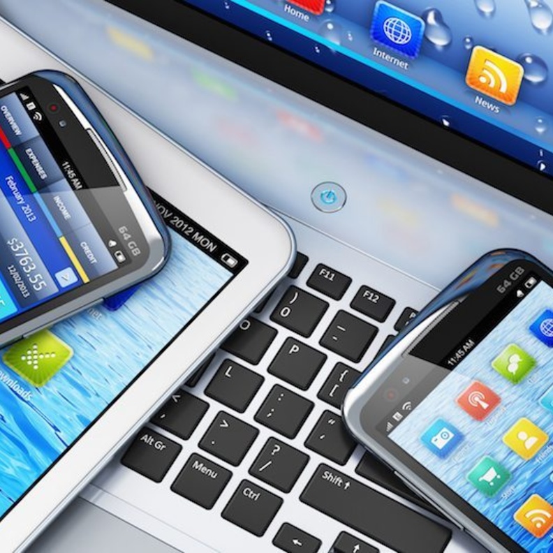 قدمي له هدية تساعده على التنظيم في عمله كجهاز كمبيوتر