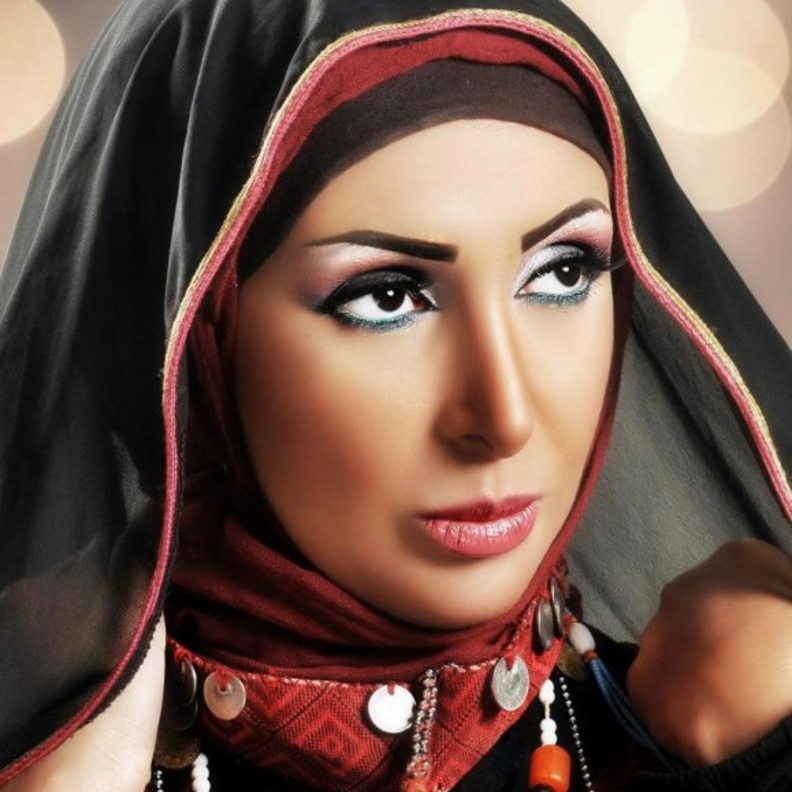 نجمات خلعن الحجاب