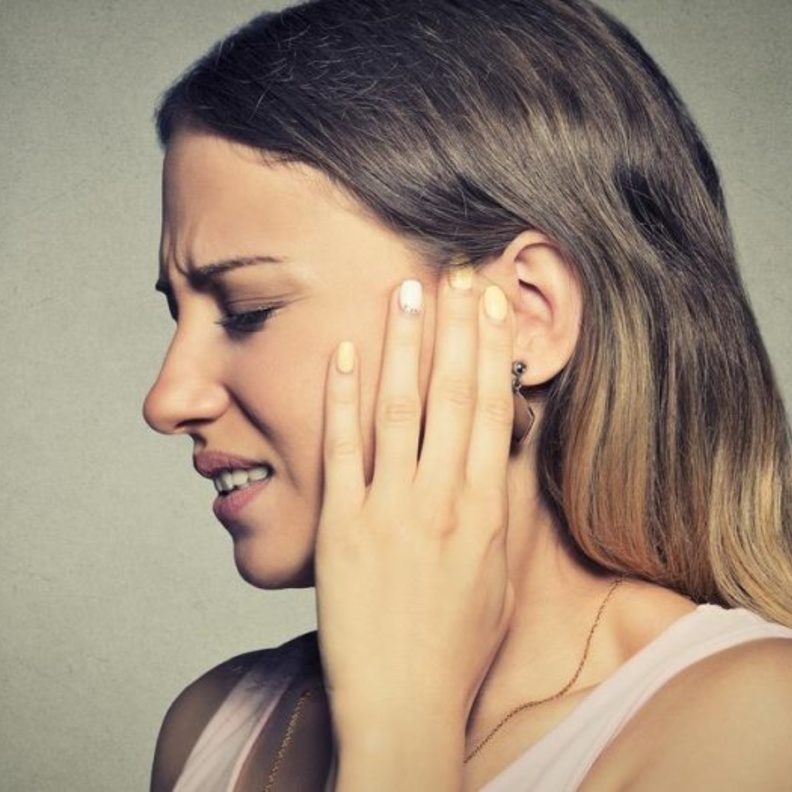 طنين الأذن اسبابه أمراض الأذن