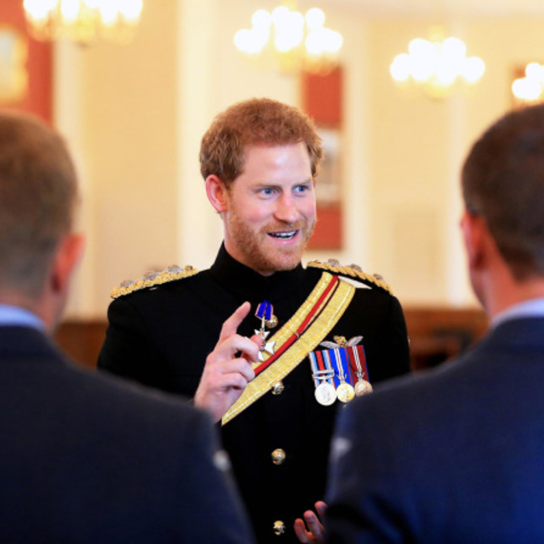 الأمير هاري يتسلم مهمة غاية في الأهمية من جده المتقاعد الأمير فيليب