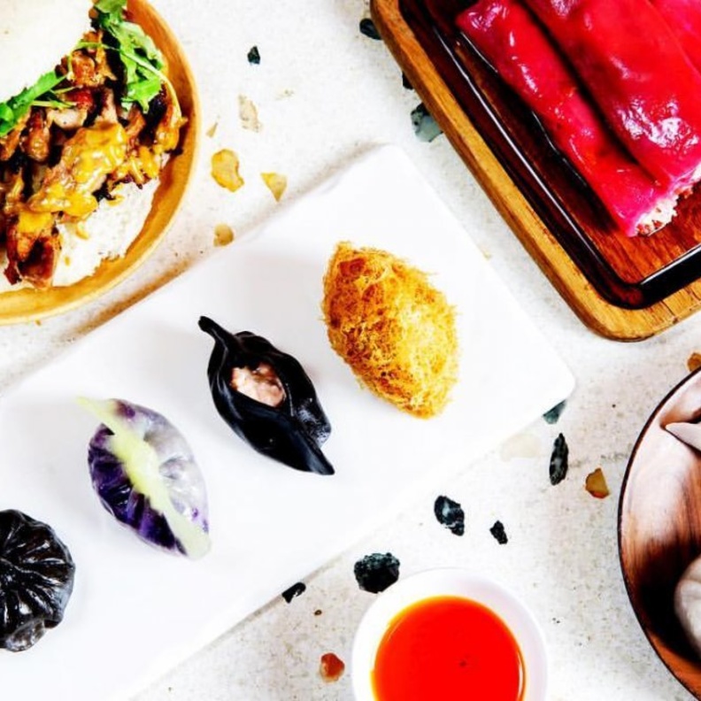 من اطباق مطعم Yikou