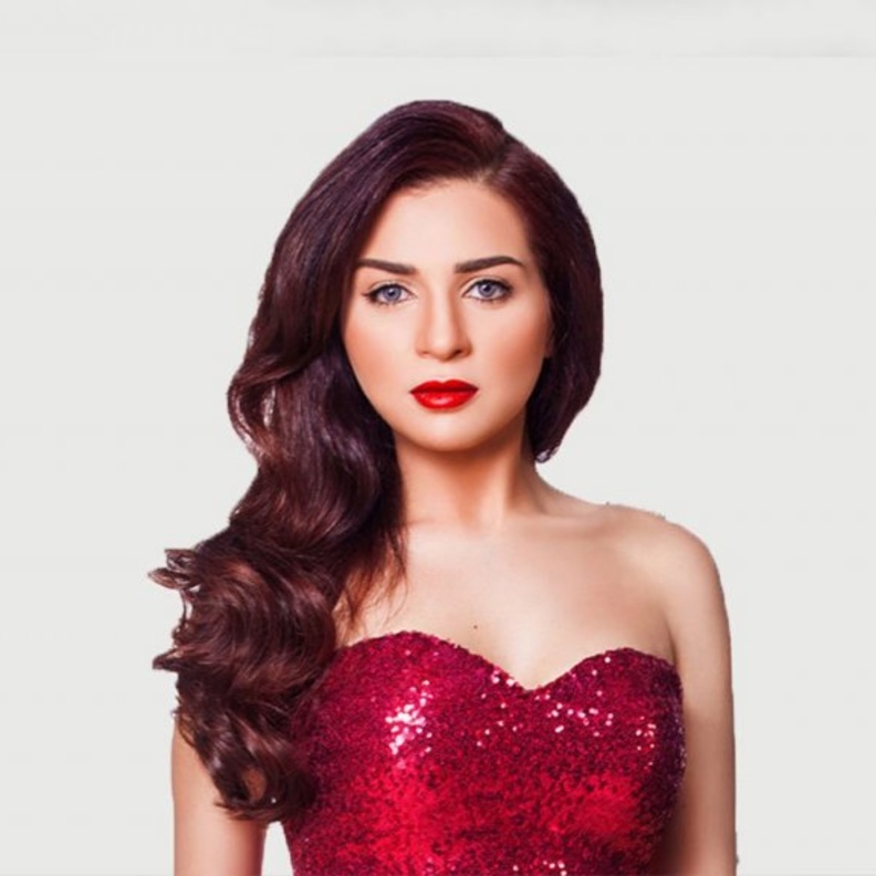 مي عز الدين