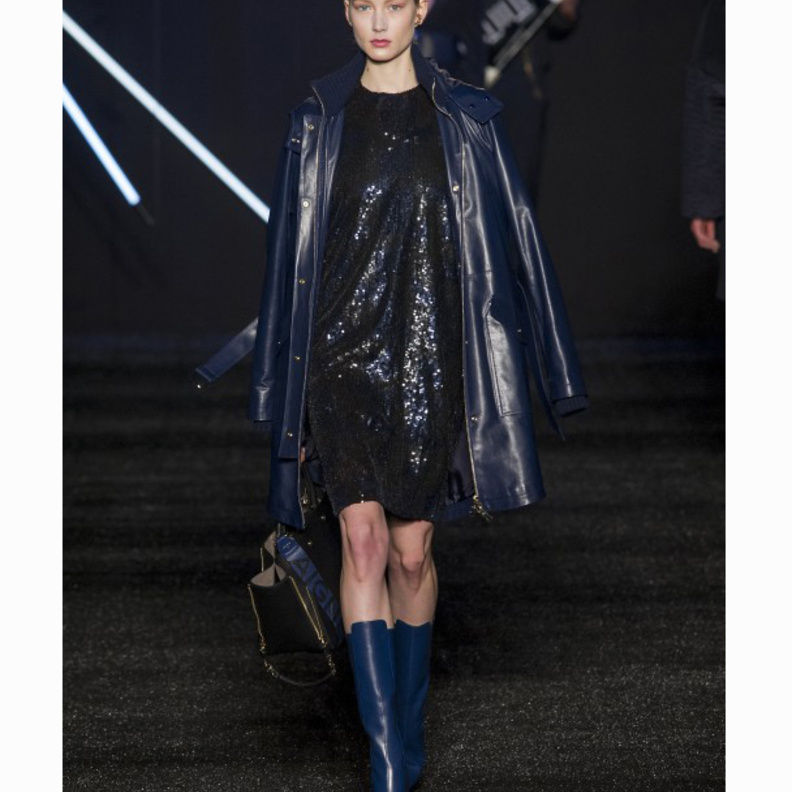 إطلالات واسعو منسّقة برقيّ