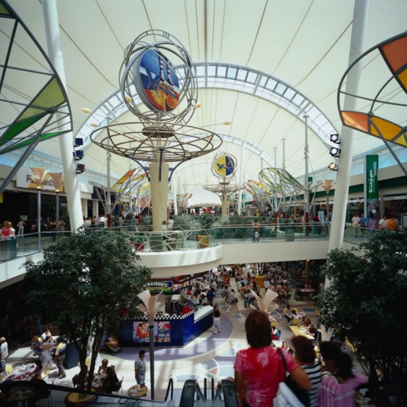 مركز تسوق La Gavia