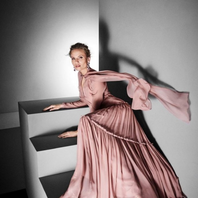 فساتين خطوبة ناعمة مع تطريزات رقيقة من مجموعة جورج حبيقة